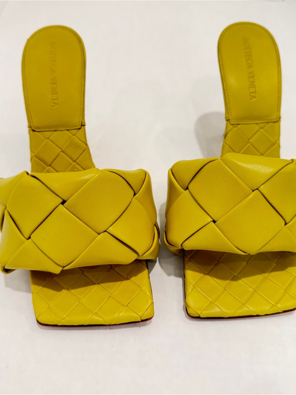 Bottega Veneta Lido Intrecciato Mule Sandals - Yellow